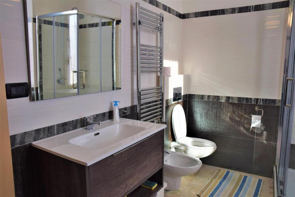 Bluhouse Apartment Genova Exterior foto